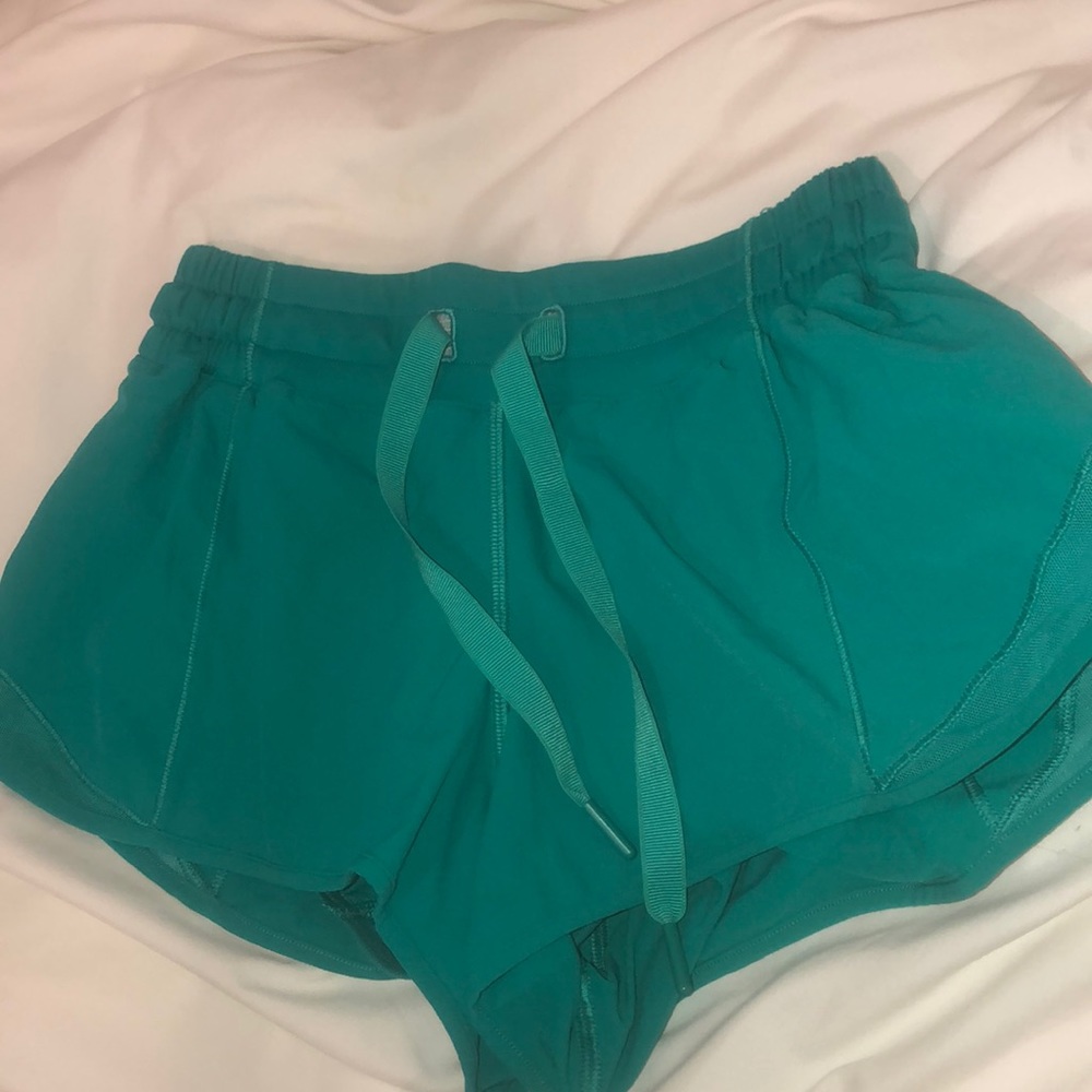lululemon hotty hot shorts
